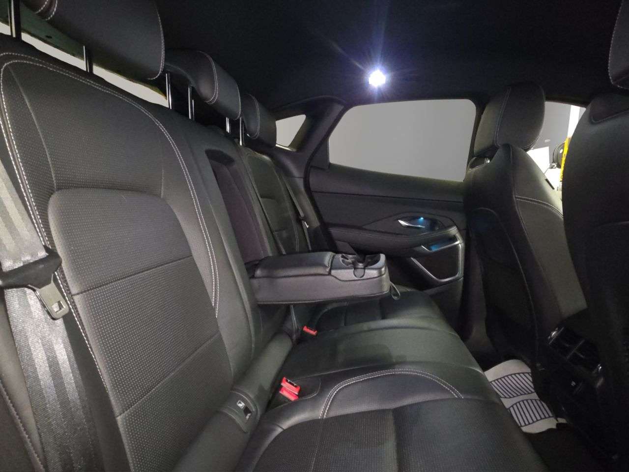 2019 JAGUAR E-PACE 2019 JAGUAR E-PACE