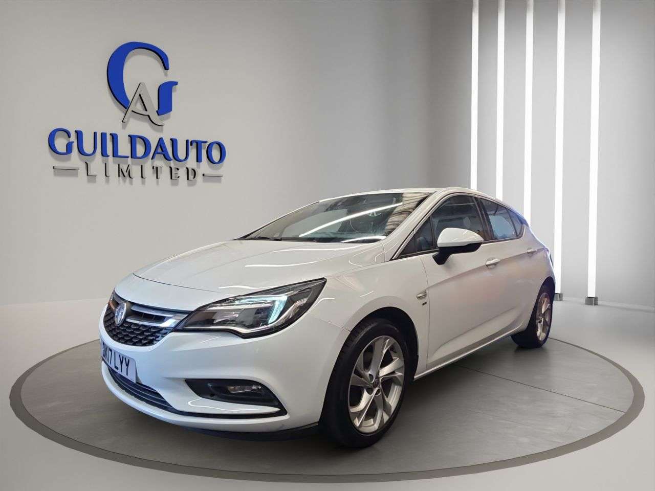 A 2017 VAUXHALL ASTRA 1.4i SRi Hatchback 5dr Petrol Manual Euro 6 (100 ps) A 2017 VAUXHALL ASTRA 1.4i SRi Hatchback 5dr Petrol Manual Euro 6 (100 ps)