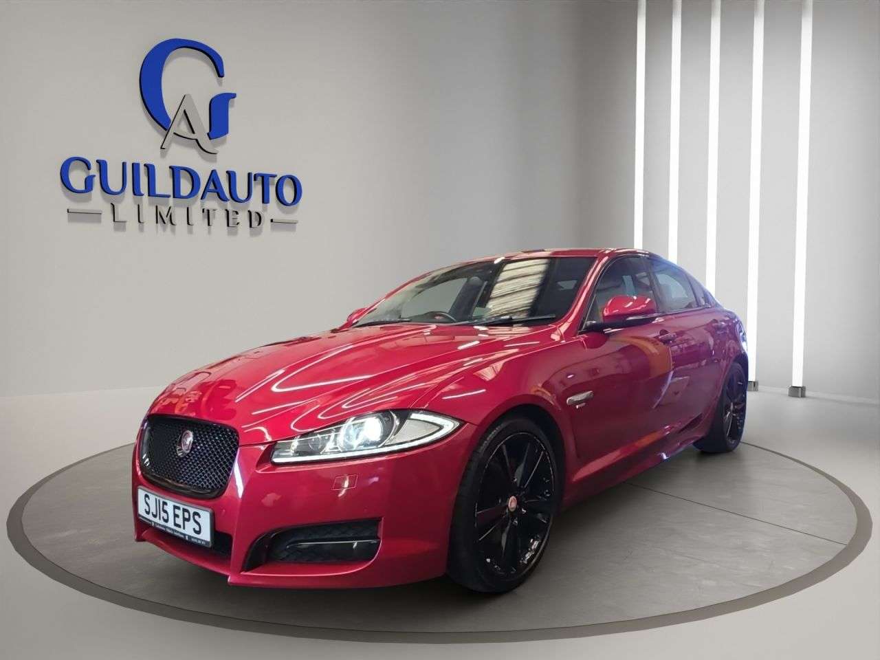 A 2015 JAGUAR XF 2.2d R-Sport Black Saloon 4dr Diesel Auto Euro 5 (s/s) (200 ps) A 2015 JAGUAR XF 2.2d R-Sport Black Saloon 4dr Diesel Auto Euro 5 (s/s) (200 ps)