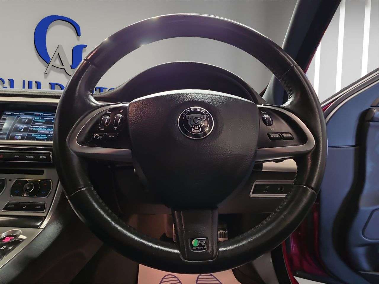 2015 JAGUAR XF 2015 JAGUAR XF