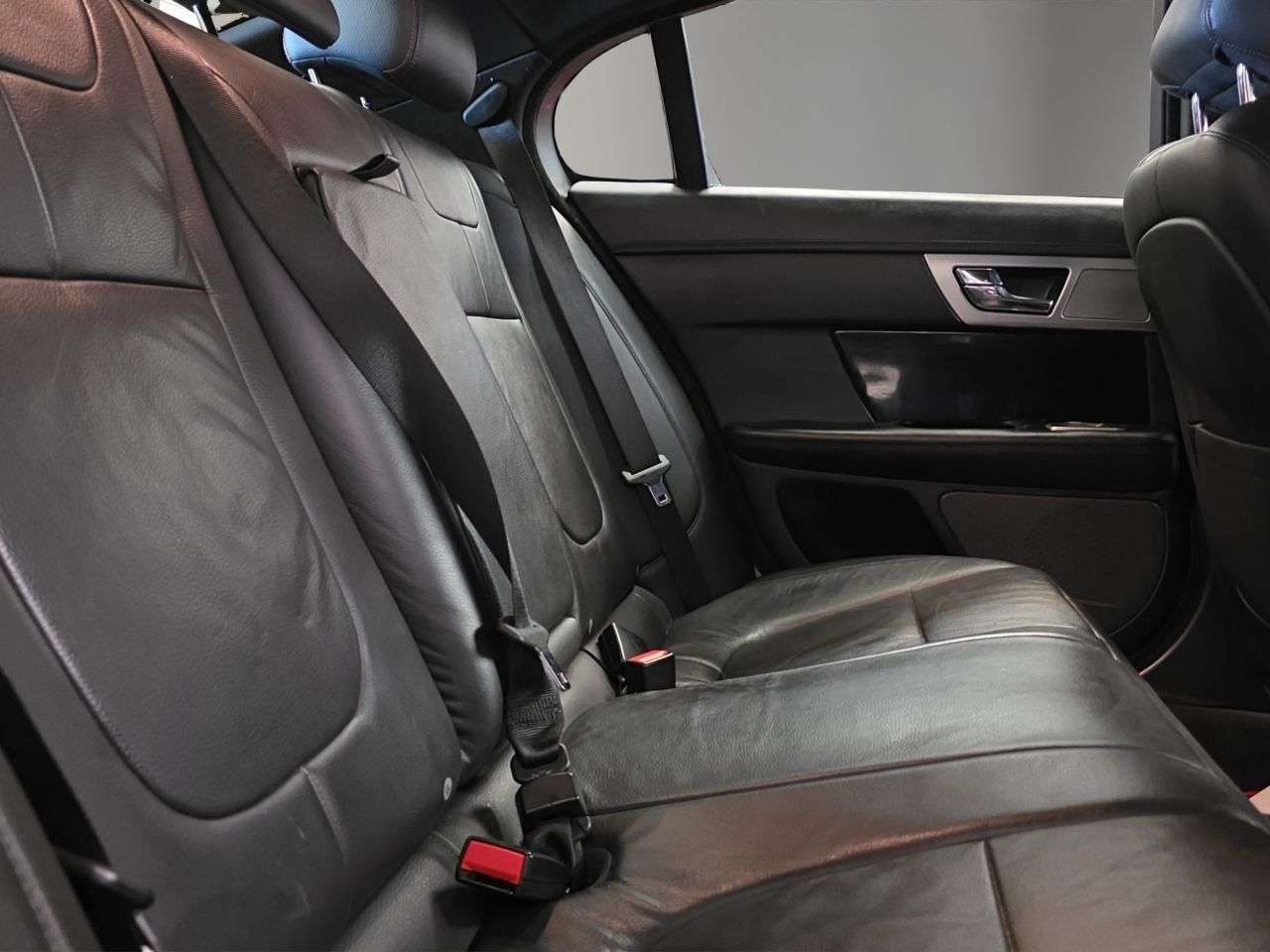 2015 JAGUAR XF 2015 JAGUAR XF