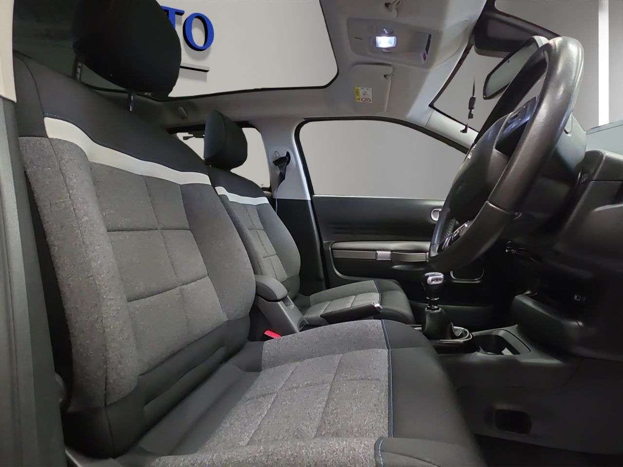 2018 CITROEN C4 CACTUS 2018 CITROEN C4 CACTUS