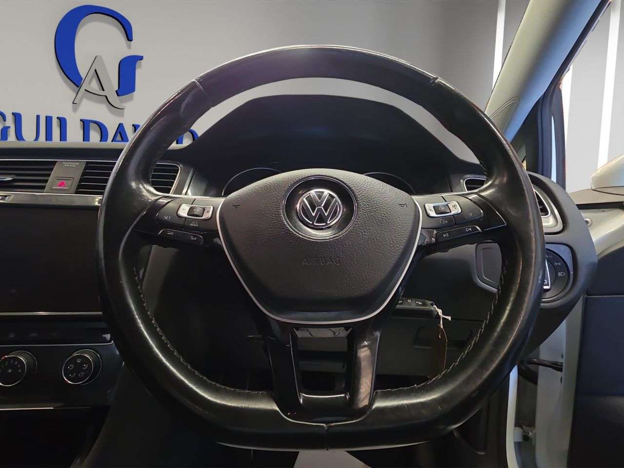 2017 VOLKSWAGEN GOLF 2017 VOLKSWAGEN GOLF