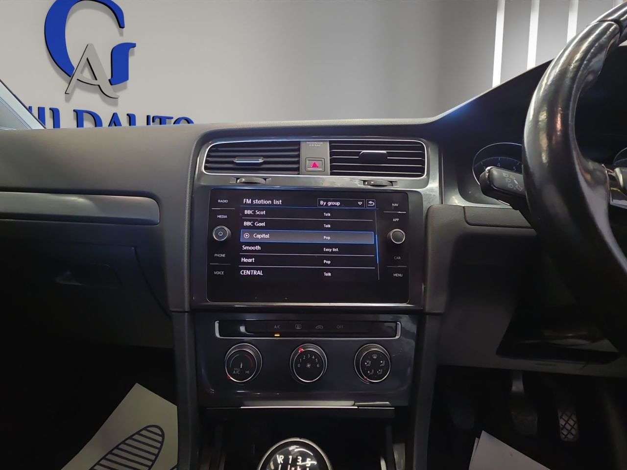 2017 VOLKSWAGEN GOLF 2017 VOLKSWAGEN GOLF