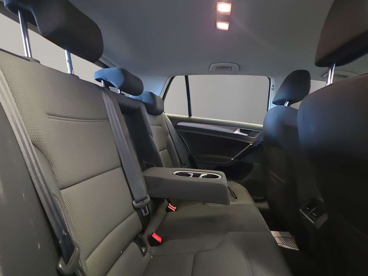 2017 VOLKSWAGEN GOLF 2017 VOLKSWAGEN GOLF