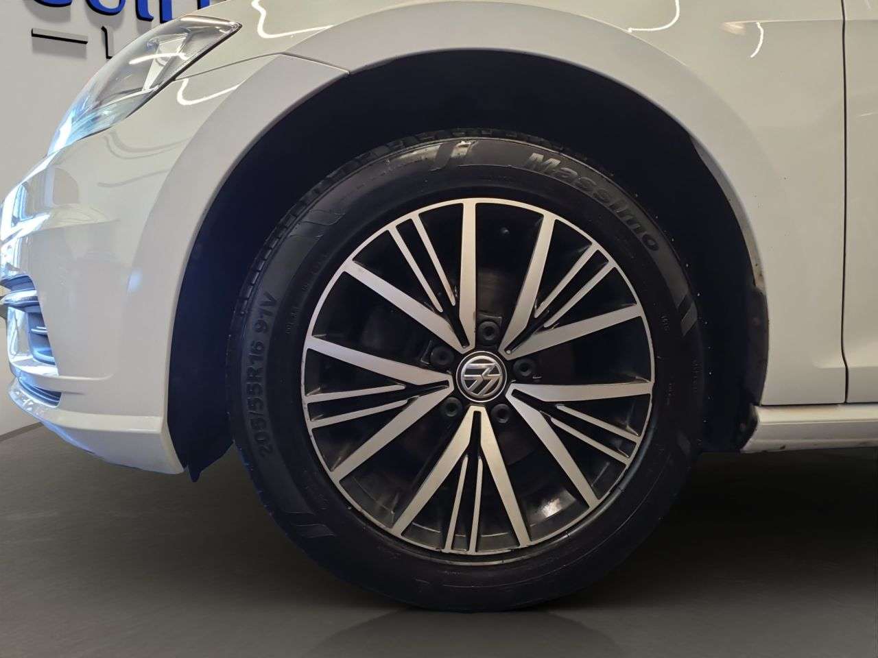 2017 VOLKSWAGEN GOLF 2017 VOLKSWAGEN GOLF