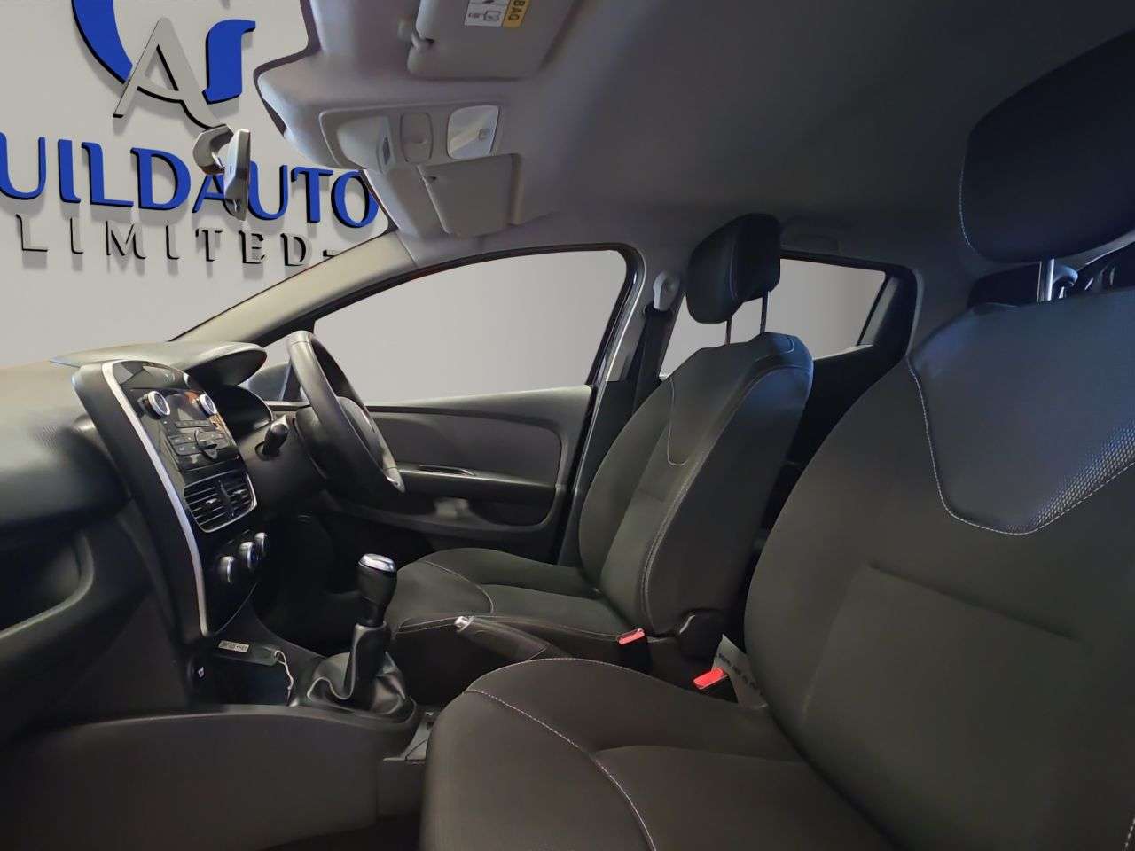 2018 RENAULT CLIO 2018 RENAULT CLIO