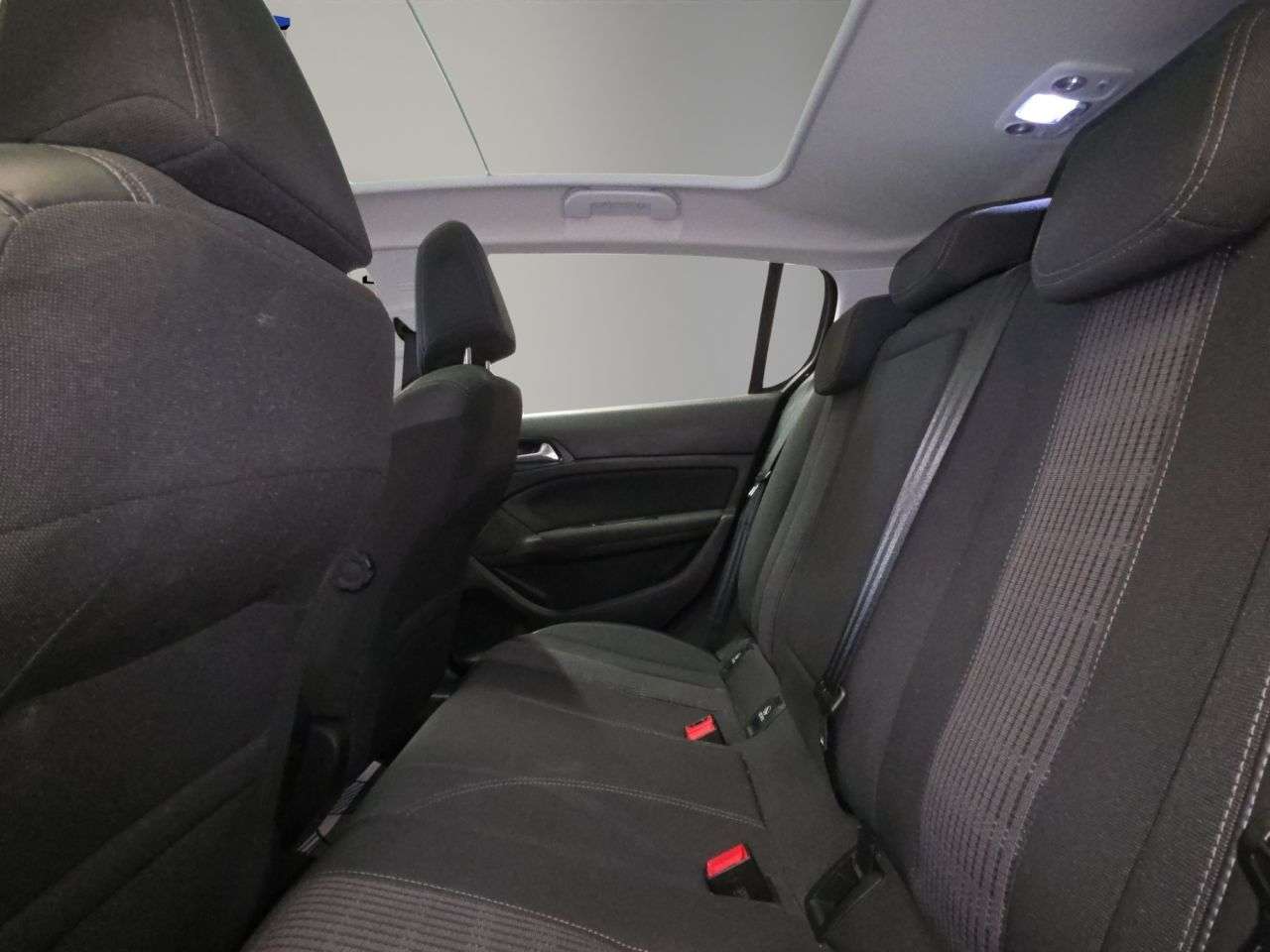 2017 PEUGEOT 308 2017 PEUGEOT 308