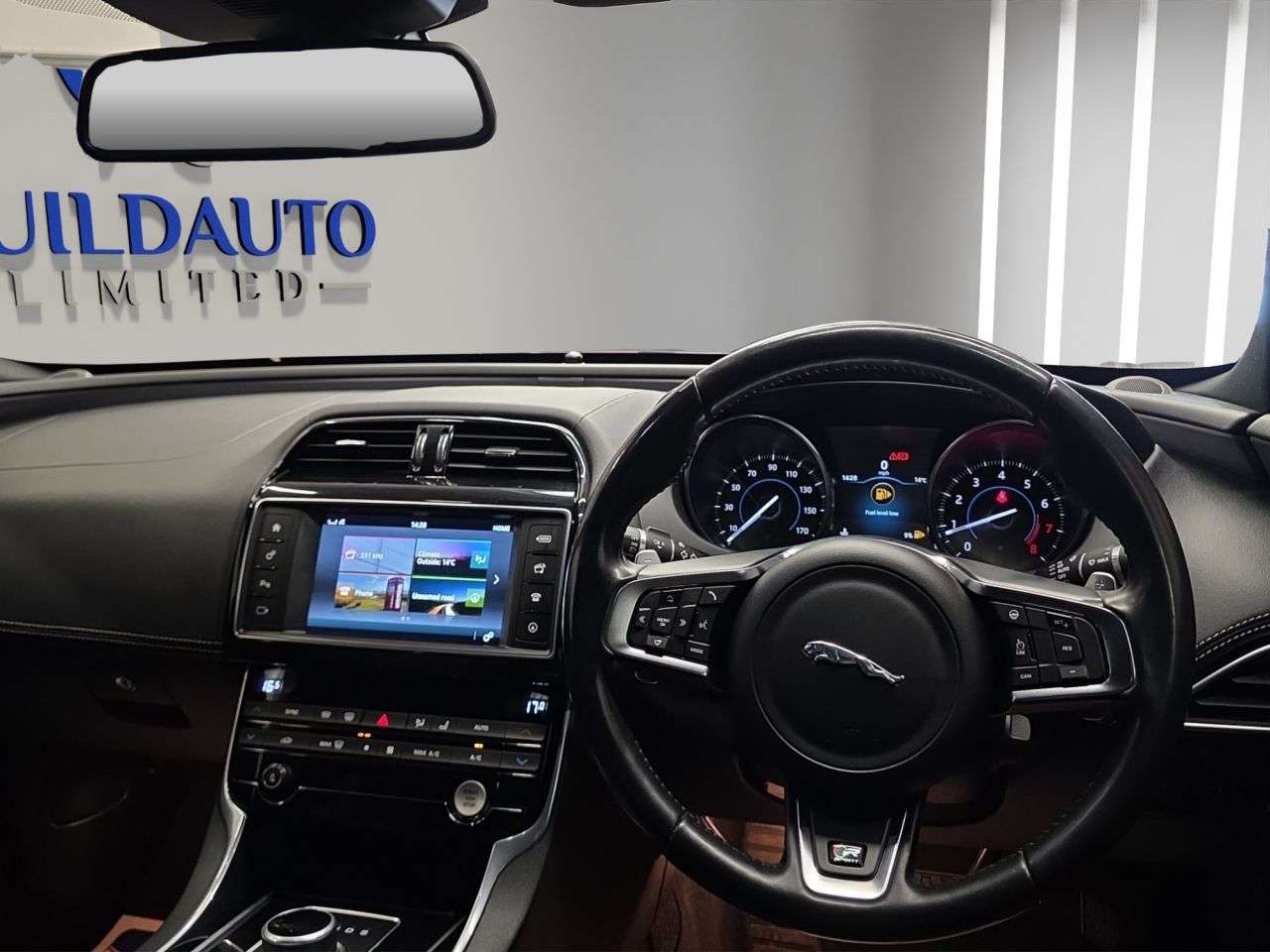 2018 JAGUAR XE 2018 JAGUAR XE