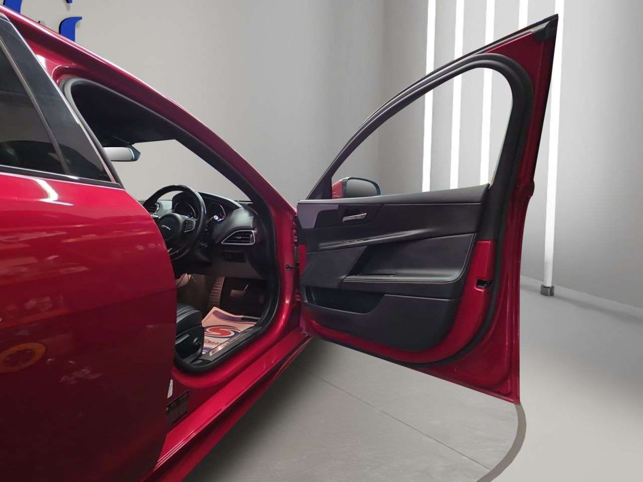 2018 JAGUAR XE 2018 JAGUAR XE