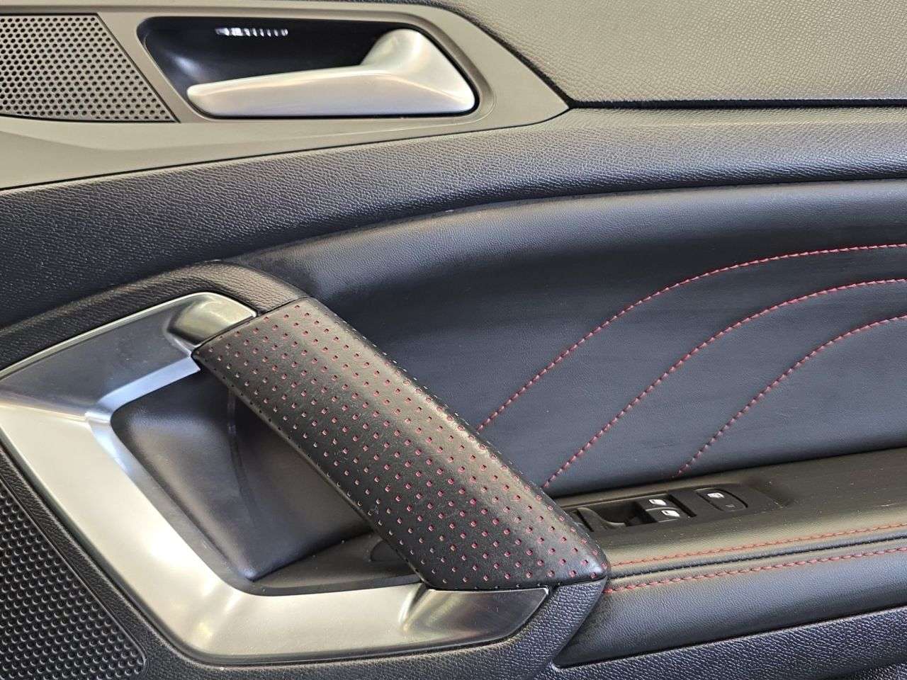 2017 PEUGEOT 308 2017 PEUGEOT 308