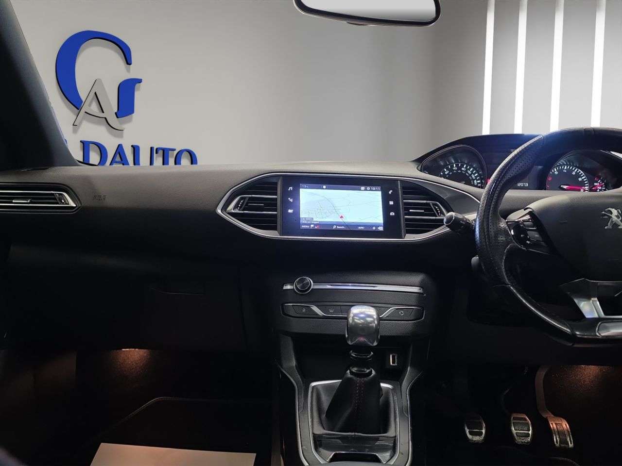 2017 PEUGEOT 308 2017 PEUGEOT 308