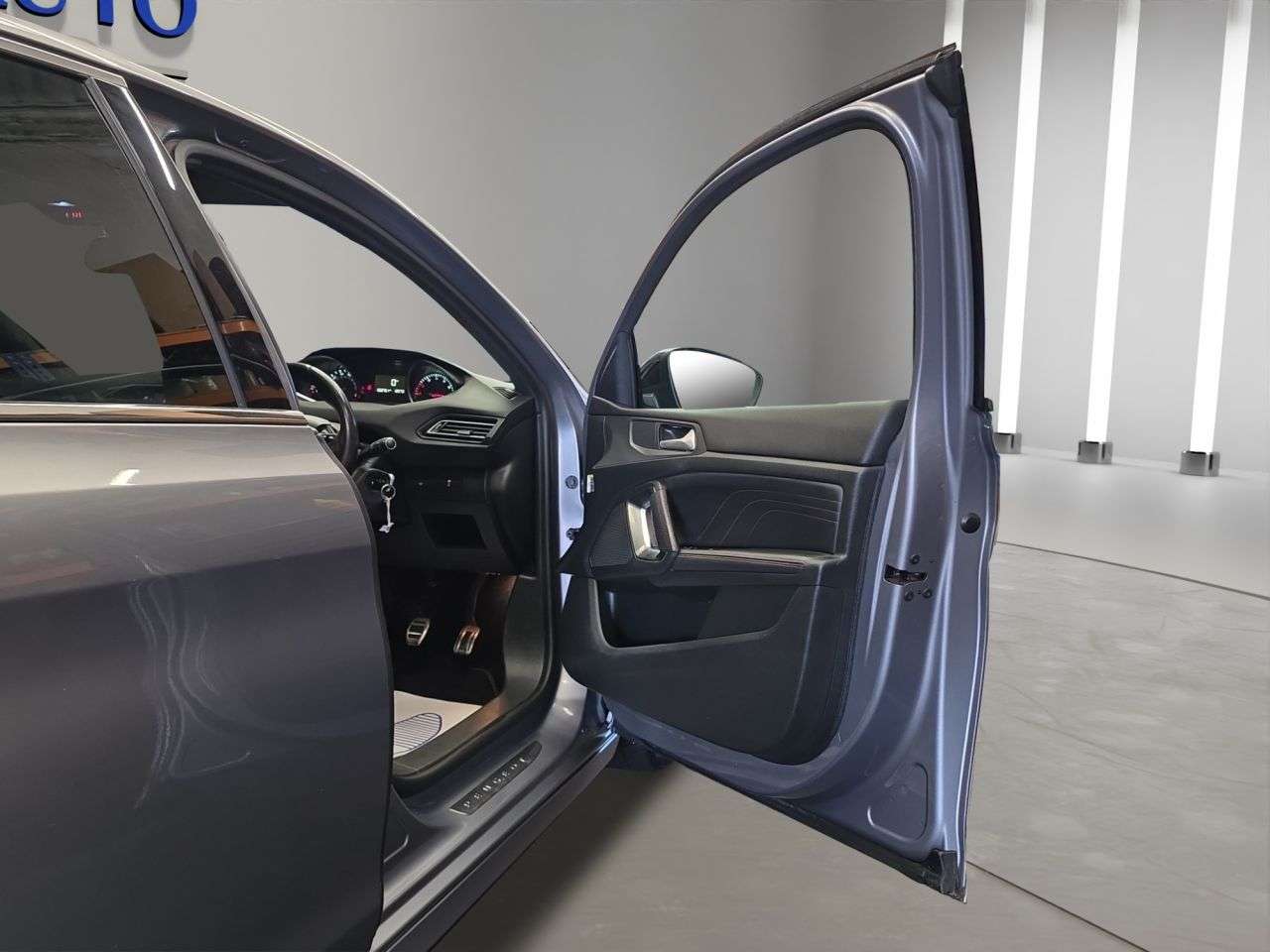 2017 PEUGEOT 308 2017 PEUGEOT 308