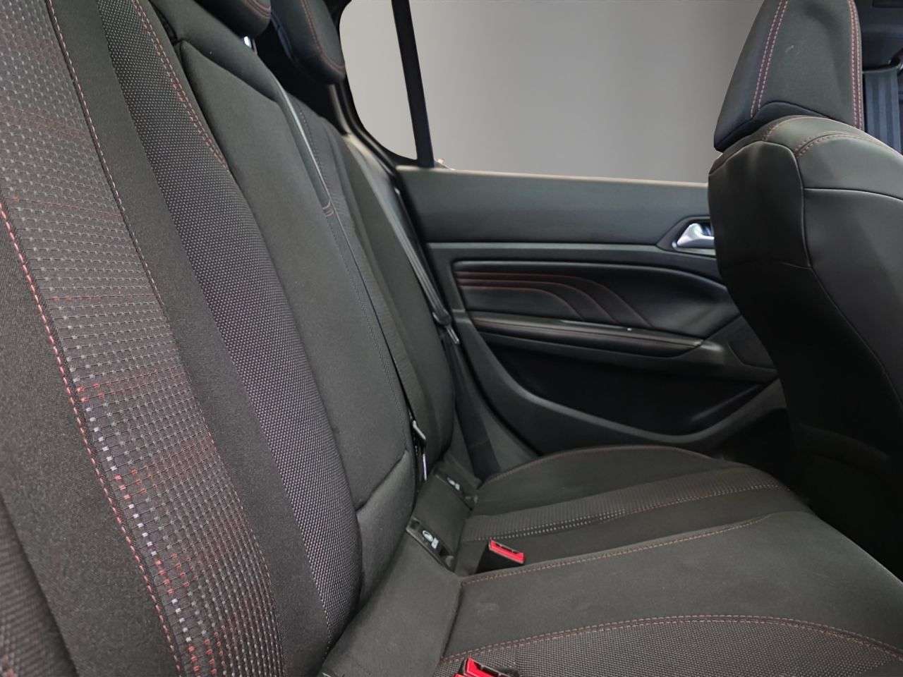 2017 PEUGEOT 308 2017 PEUGEOT 308