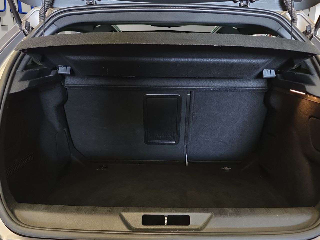 2017 PEUGEOT 308 2017 PEUGEOT 308