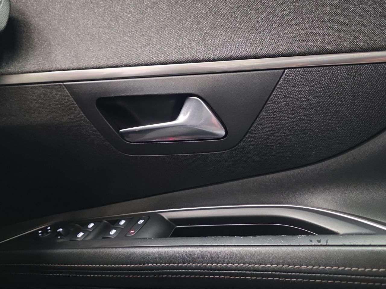 2019 PEUGEOT 3008 2019 PEUGEOT 3008
