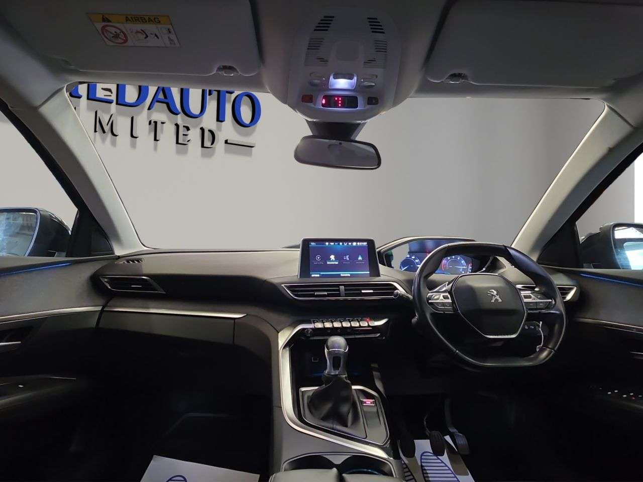 2019 PEUGEOT 3008 2019 PEUGEOT 3008