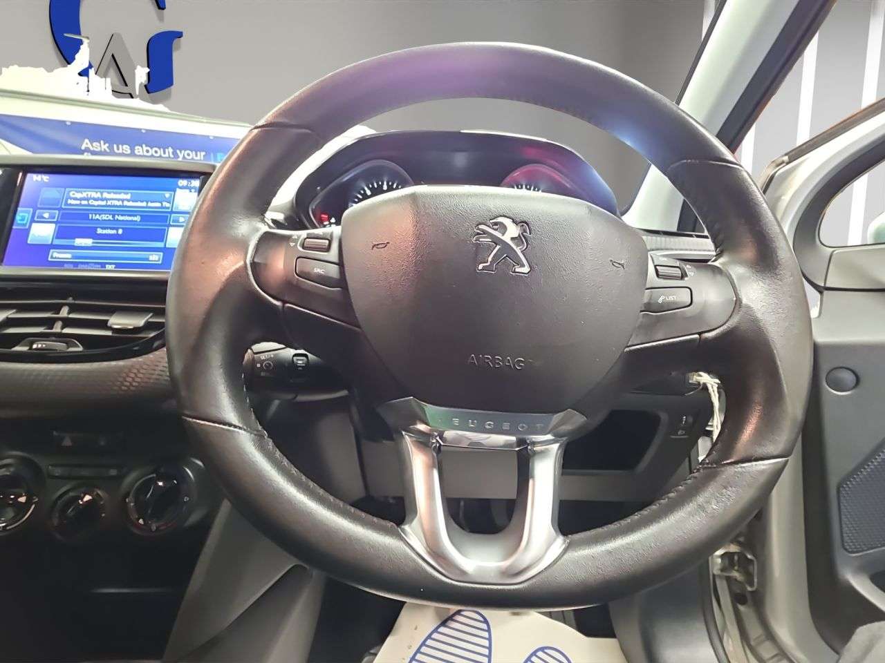 2016 PEUGEOT 208 2016 PEUGEOT 208