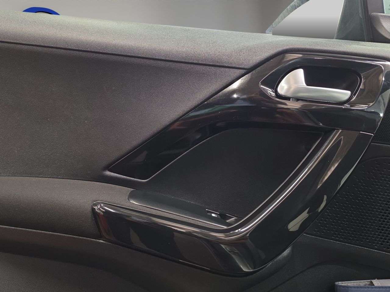 2016 PEUGEOT 208 2016 PEUGEOT 208