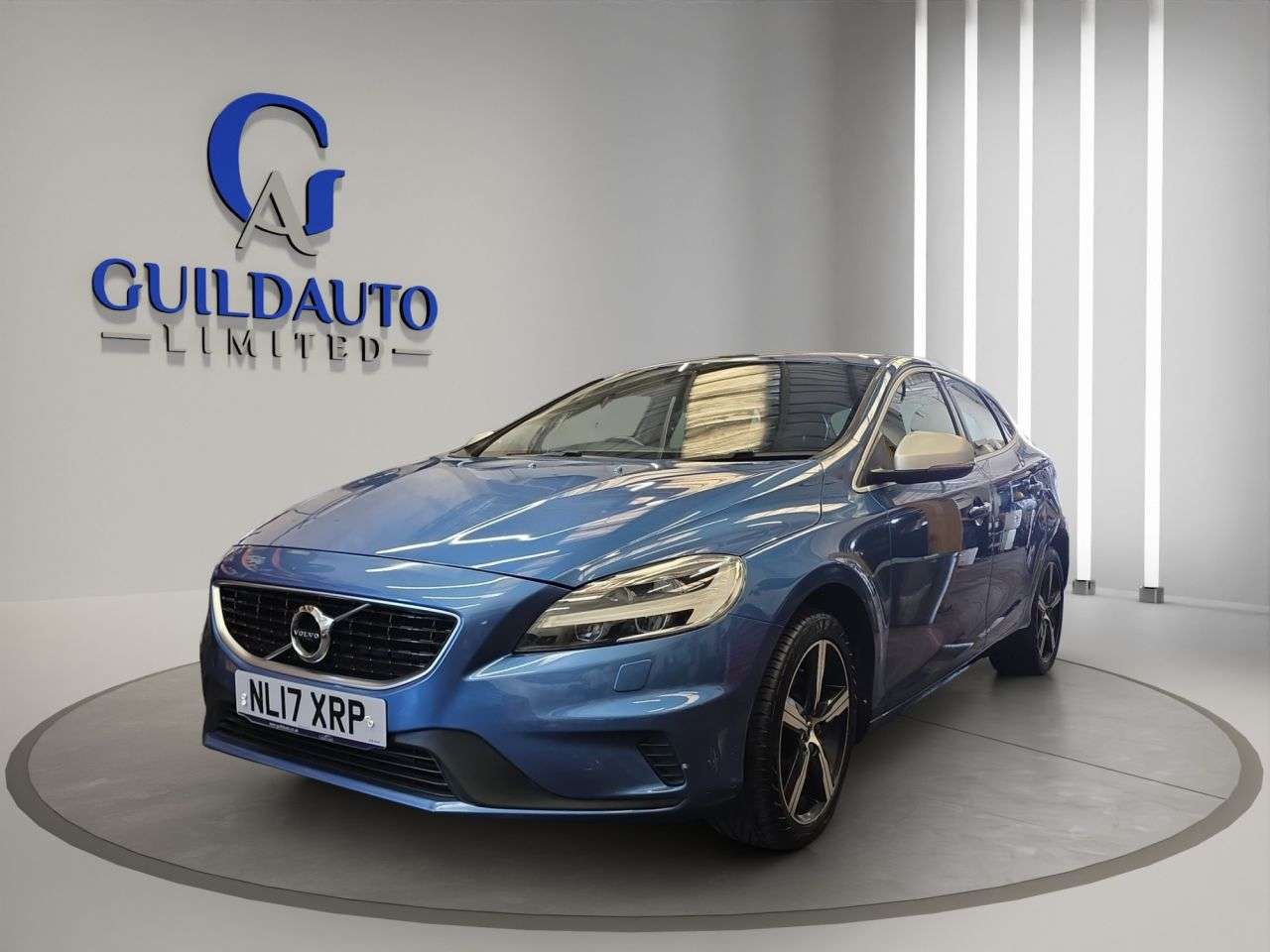 A 2017 VOLVO V40 2.0 D2 R-Design Nav Plus Hatchback 5dr Diesel Manual Euro 6 (s/s) (120 ps) A 2017 VOLVO V40 2.0 D2 R-Design Nav Plus Hatchback 5dr Diesel Manual Euro 6 (s/s) (120 ps)