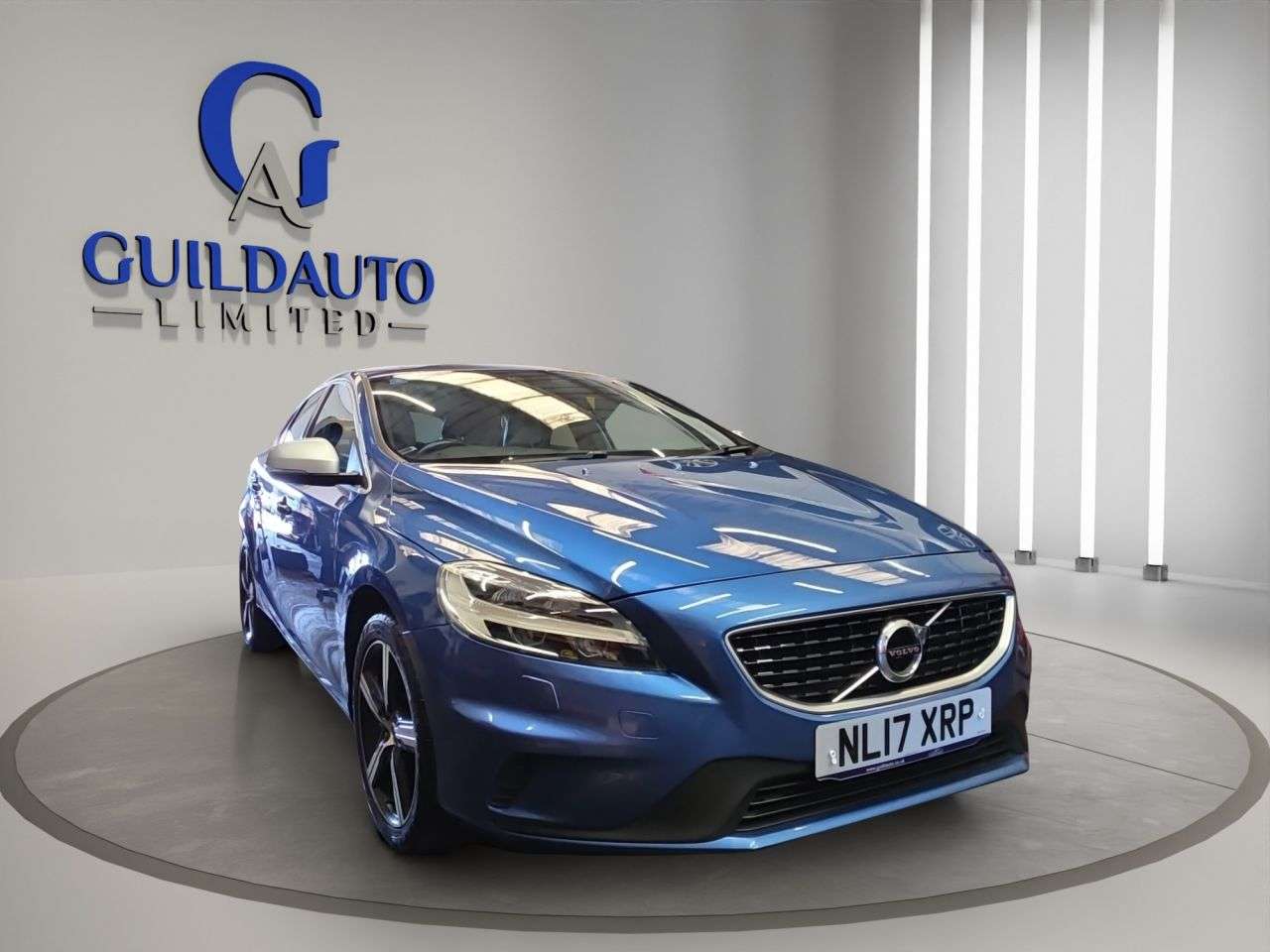 A 2017 VOLVO V40 2.0 D2 R-Design Nav Plus Hatchback 5dr Diesel Manual Euro 6 (s/s) (120 ps) A 2017 VOLVO V40 2.0 D2 R-Design Nav Plus Hatchback 5dr Diesel Manual Euro 6 (s/s) (120 ps)
