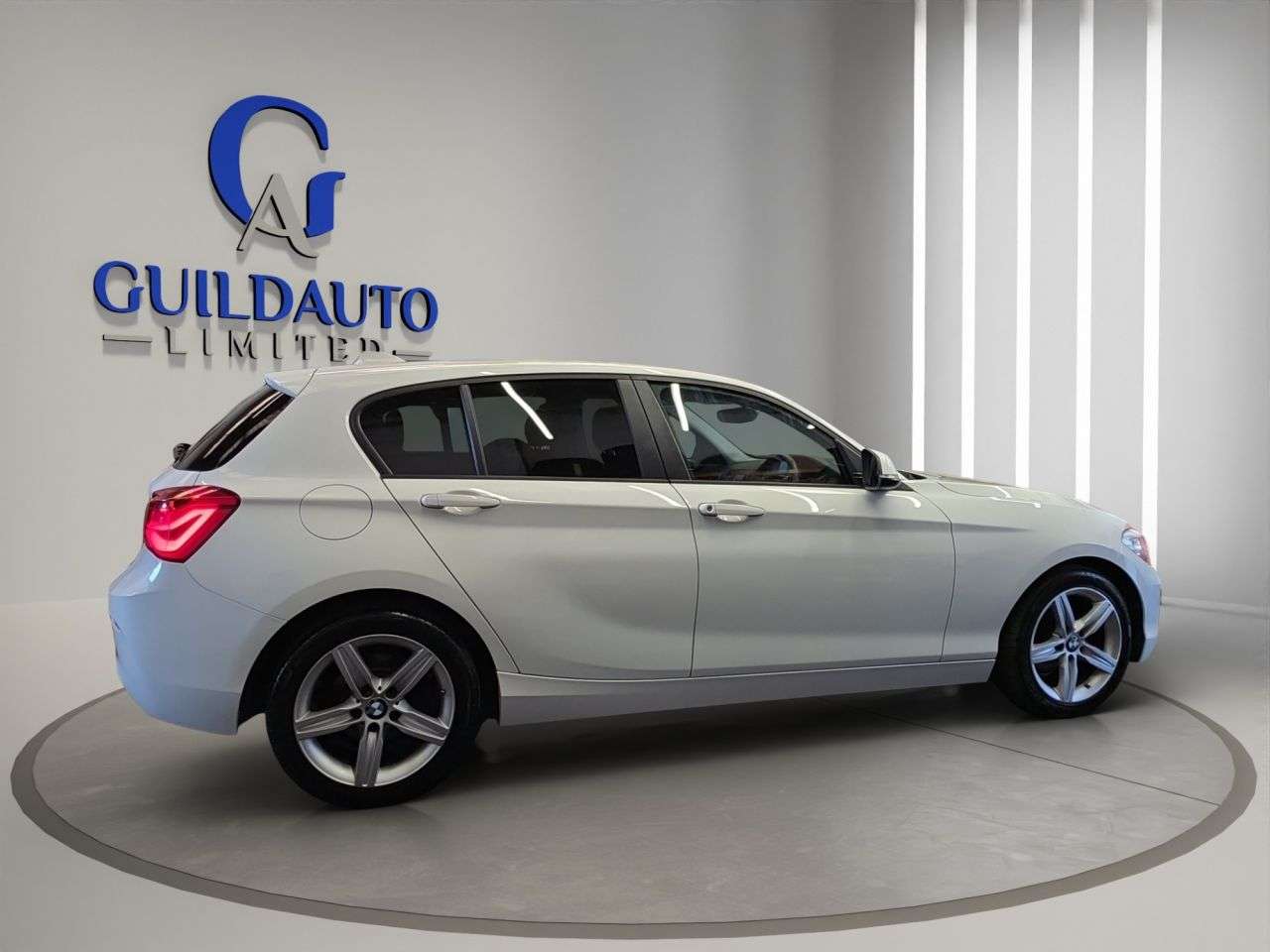 2017 BMW 1 SERIES 2017 BMW 1 SERIES