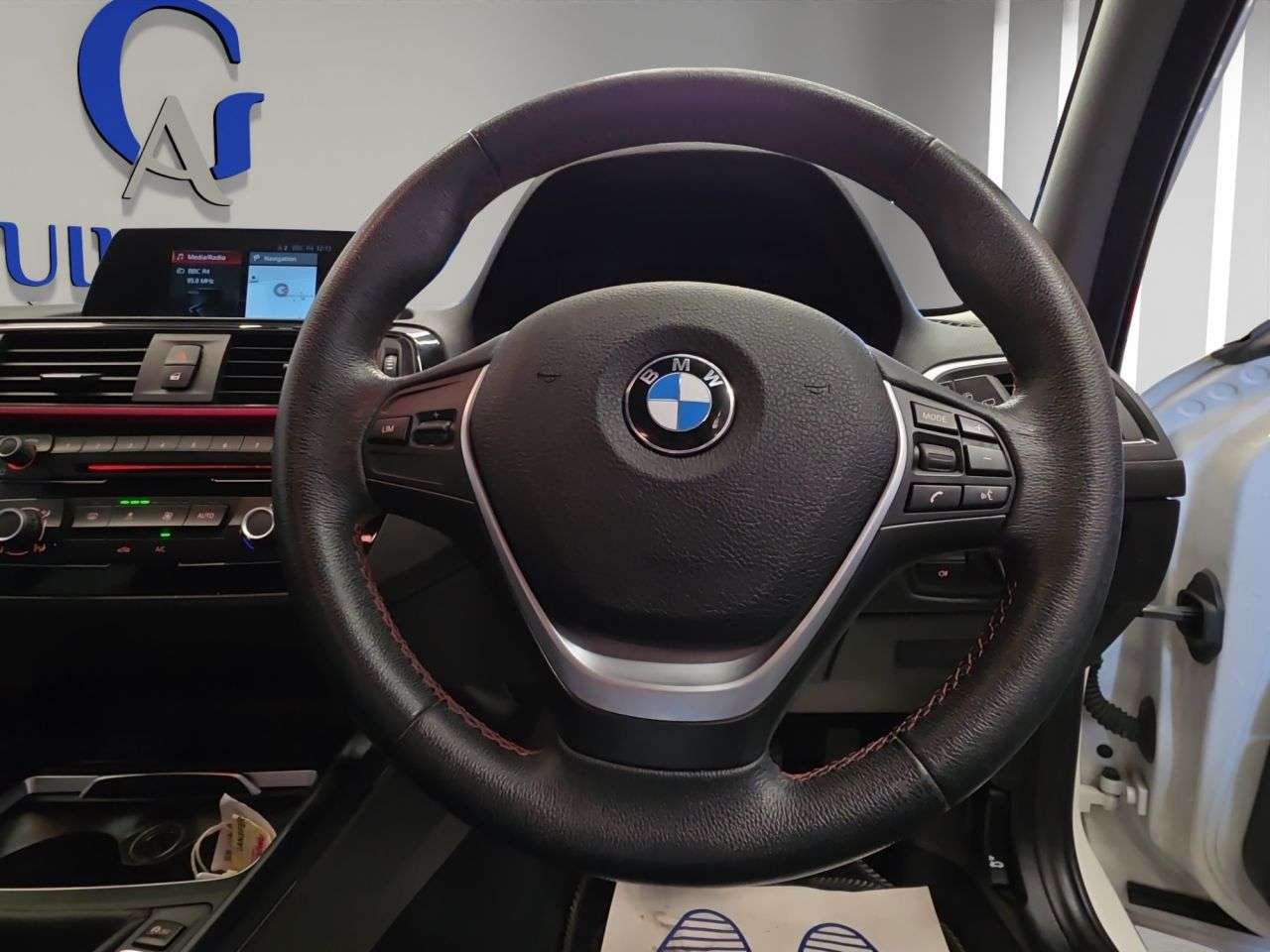 2017 BMW 1 SERIES 2017 BMW 1 SERIES
