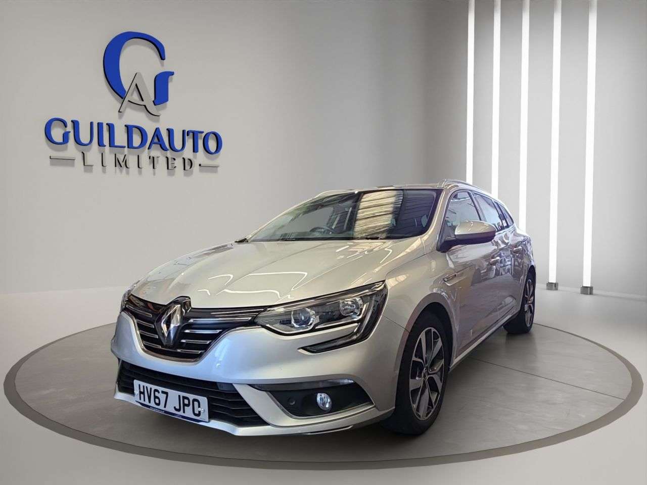 A 2017 RENAULT MEGANE 1.5 dCi Dynamique S Nav Sport Tourer 5dr Diesel Manual Euro 6 (s/s) (110 ps A 2017 RENAULT MEGANE 1.5 dCi Dynamique S Nav Sport Tourer 5dr Diesel Manual Euro 6 (s/s) (110 ps