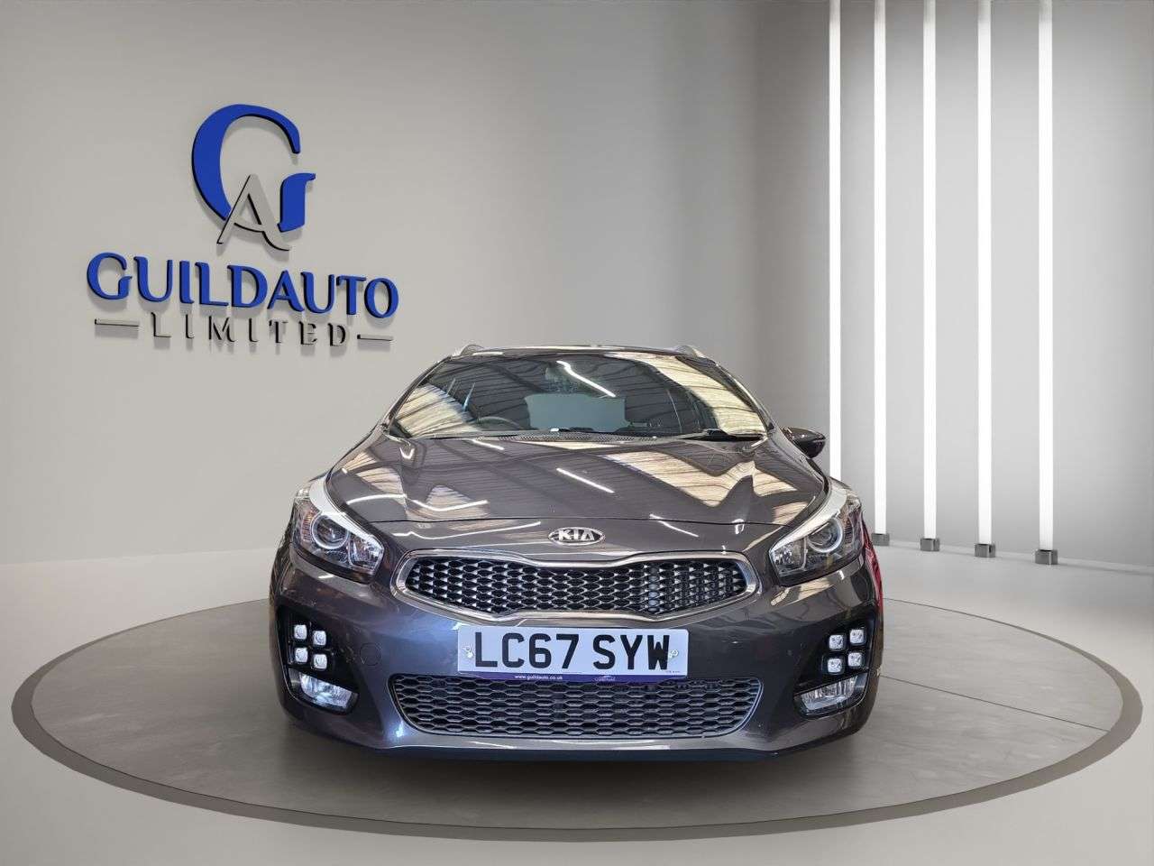 A 2018 KIA CEED 1.6 CRDi GT-Line Sportswagon 5dr Diesel Manual Euro 6 (s/s) (134 bhp) A 2018 KIA CEED 1.6 CRDi GT-Line Sportswagon 5dr Diesel Manual Euro 6 (s/s) (134 bhp)