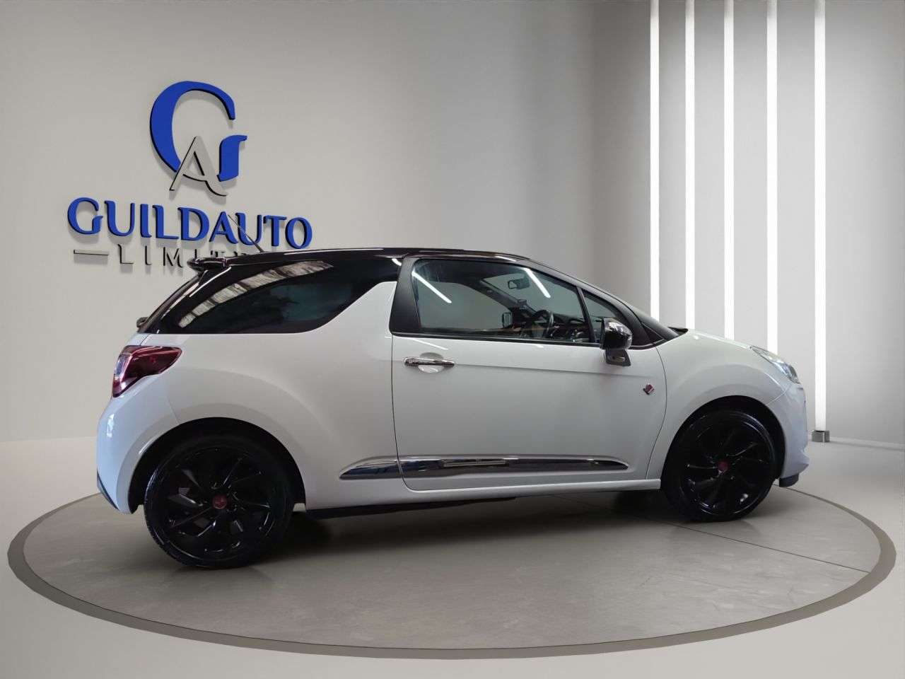 2017 DS AUTOMOBILES DS 3 2017 DS AUTOMOBILES DS 3