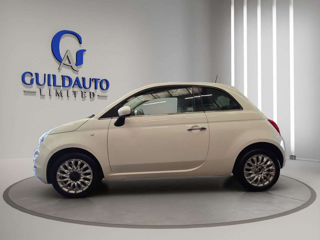 2017 FIAT 500 2017 FIAT 500