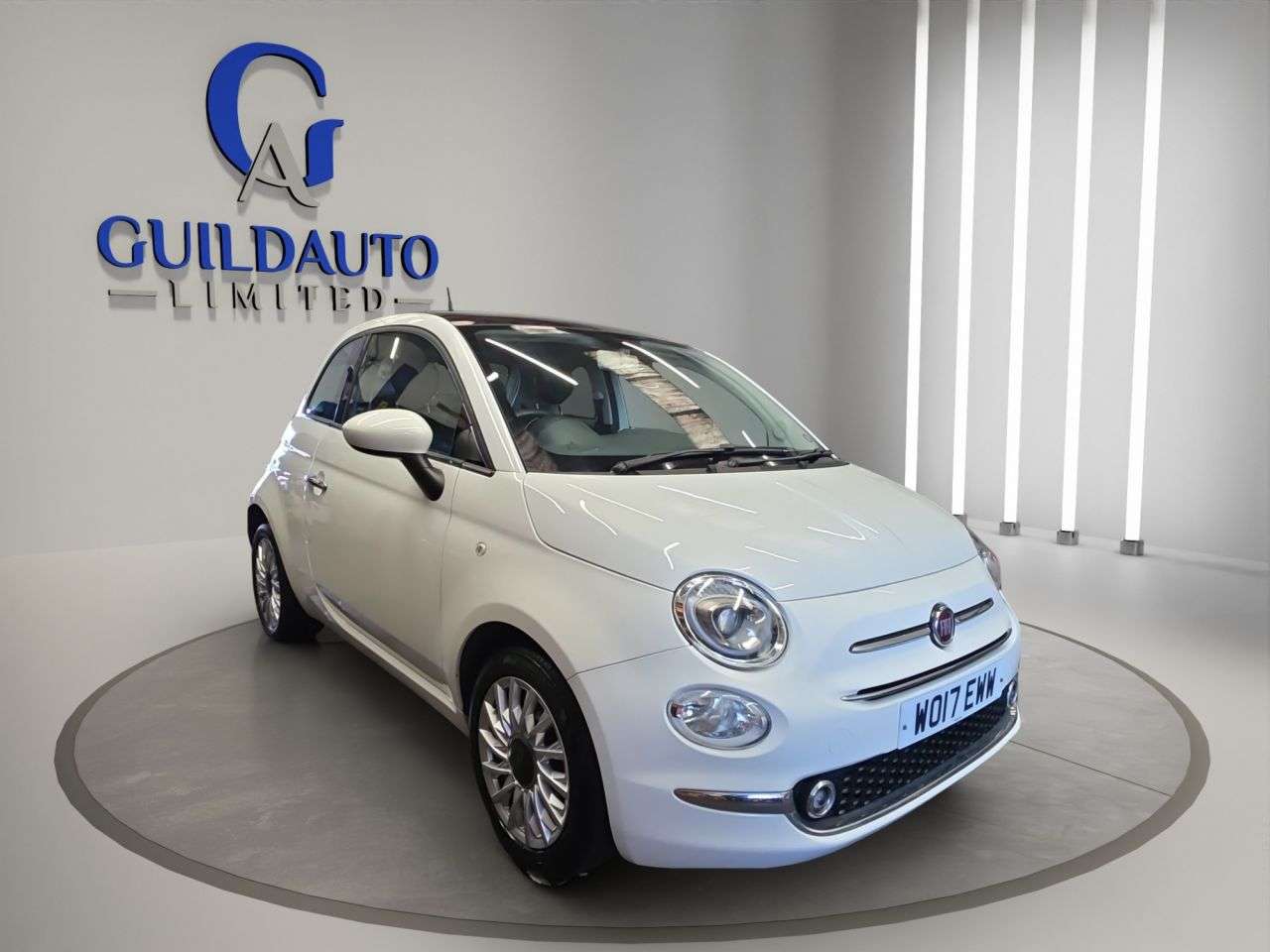 A 2017 FIAT 500 1.2 Lounge Hatchback 3dr Petrol Manual Euro 6 (s/s) (69 bhp) A 2017 FIAT 500 1.2 Lounge Hatchback 3dr Petrol Manual Euro 6 (s/s) (69 bhp)