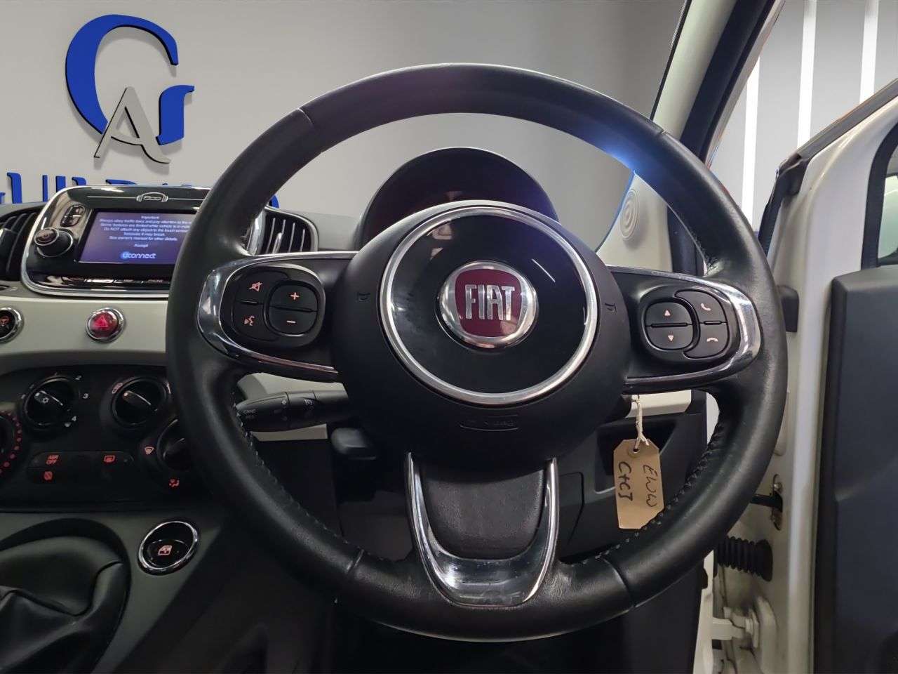2017 FIAT 500 2017 FIAT 500