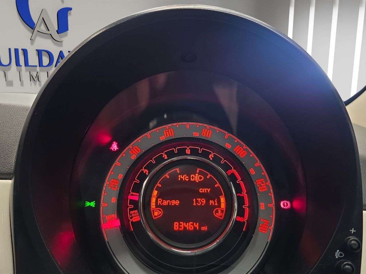 2017 FIAT 500 2017 FIAT 500