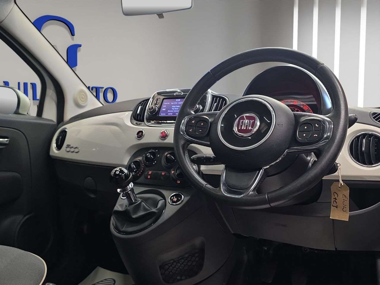 2017 FIAT 500 2017 FIAT 500
