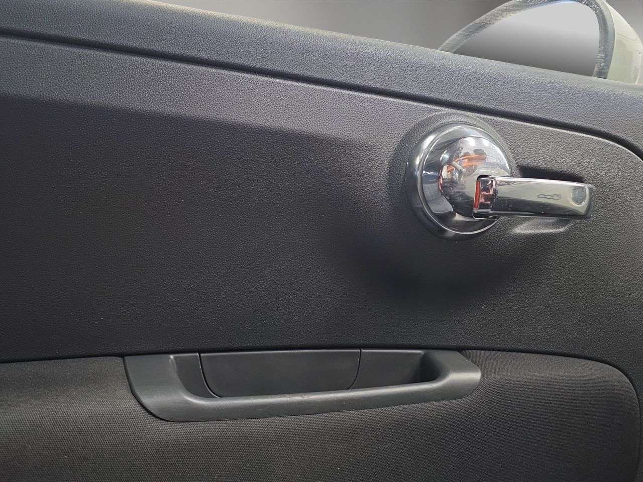 2017 FIAT 500 2017 FIAT 500