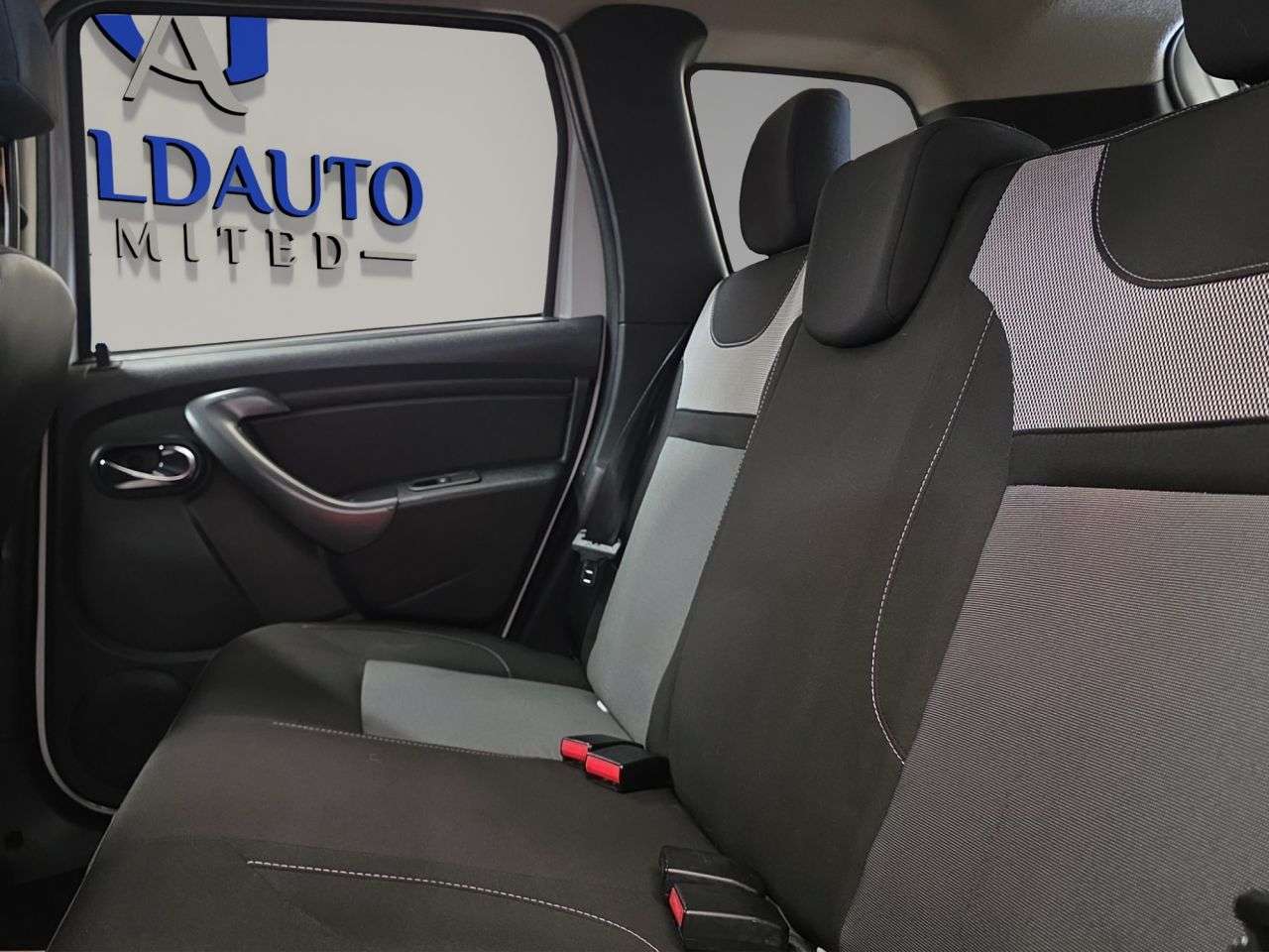 2016 DACIA DUSTER 2016 DACIA DUSTER