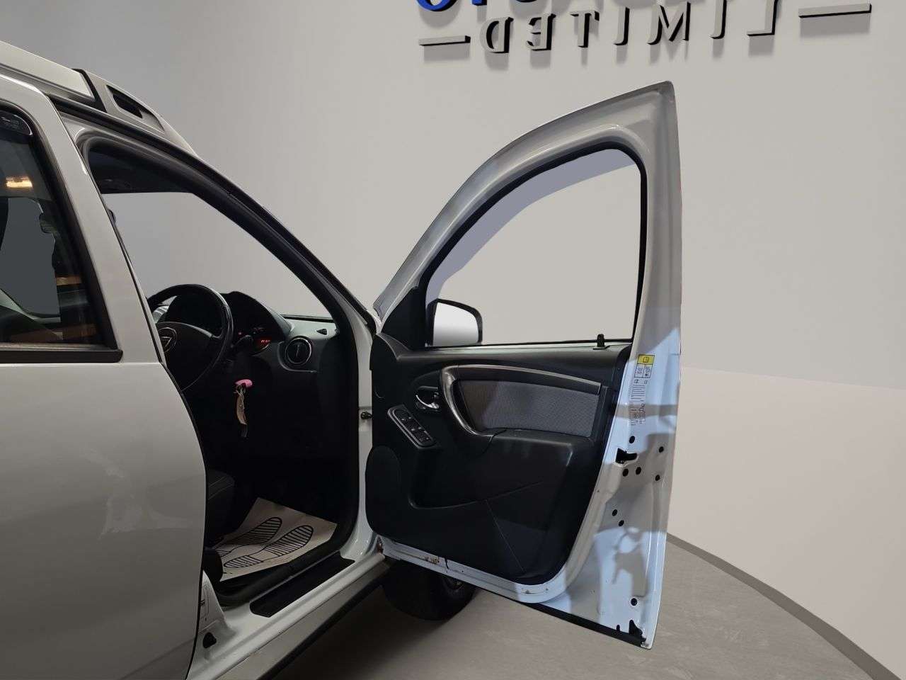 2016 DACIA DUSTER 2016 DACIA DUSTER