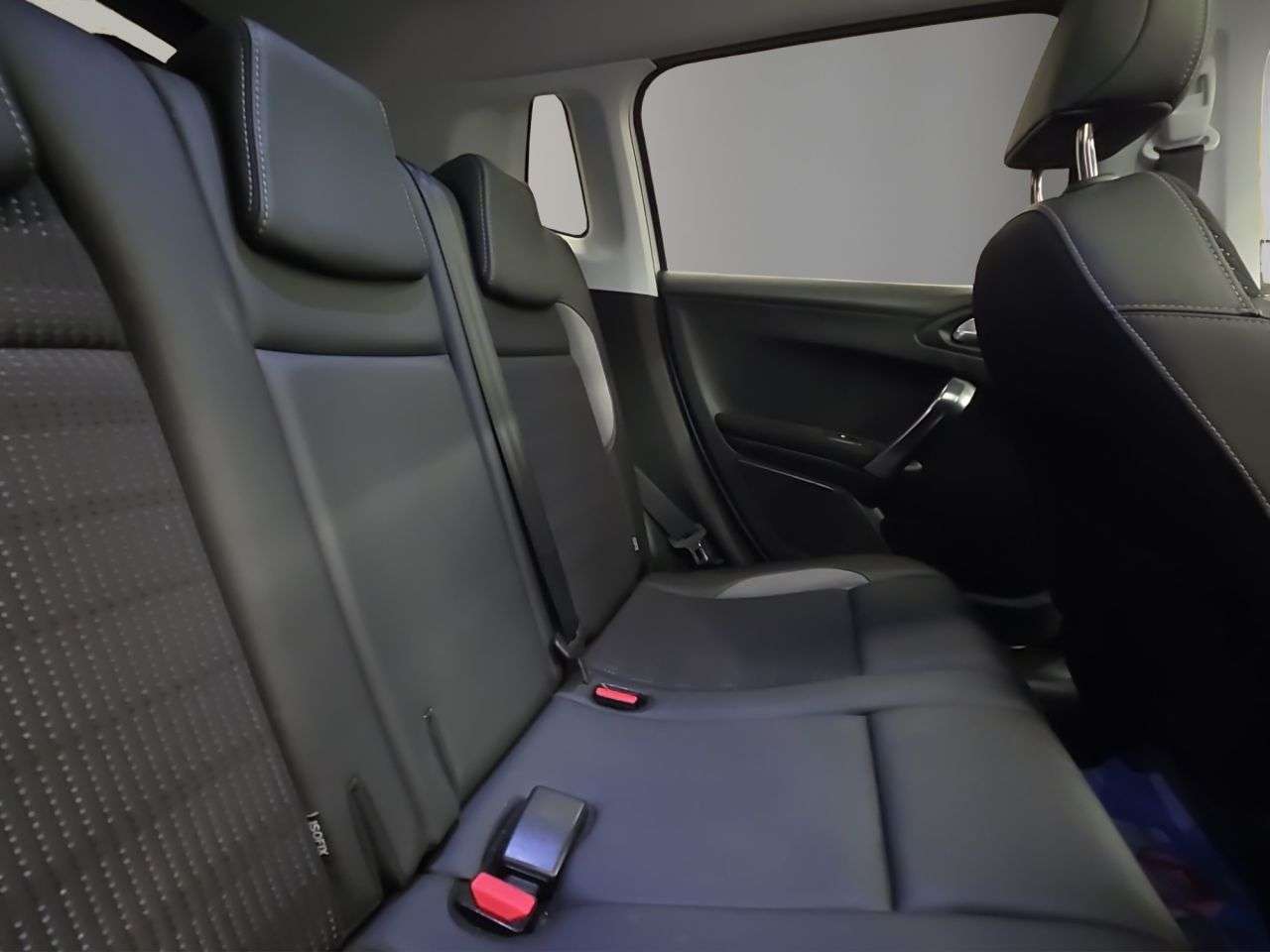 2017 PEUGEOT 2008 2017 PEUGEOT 2008
