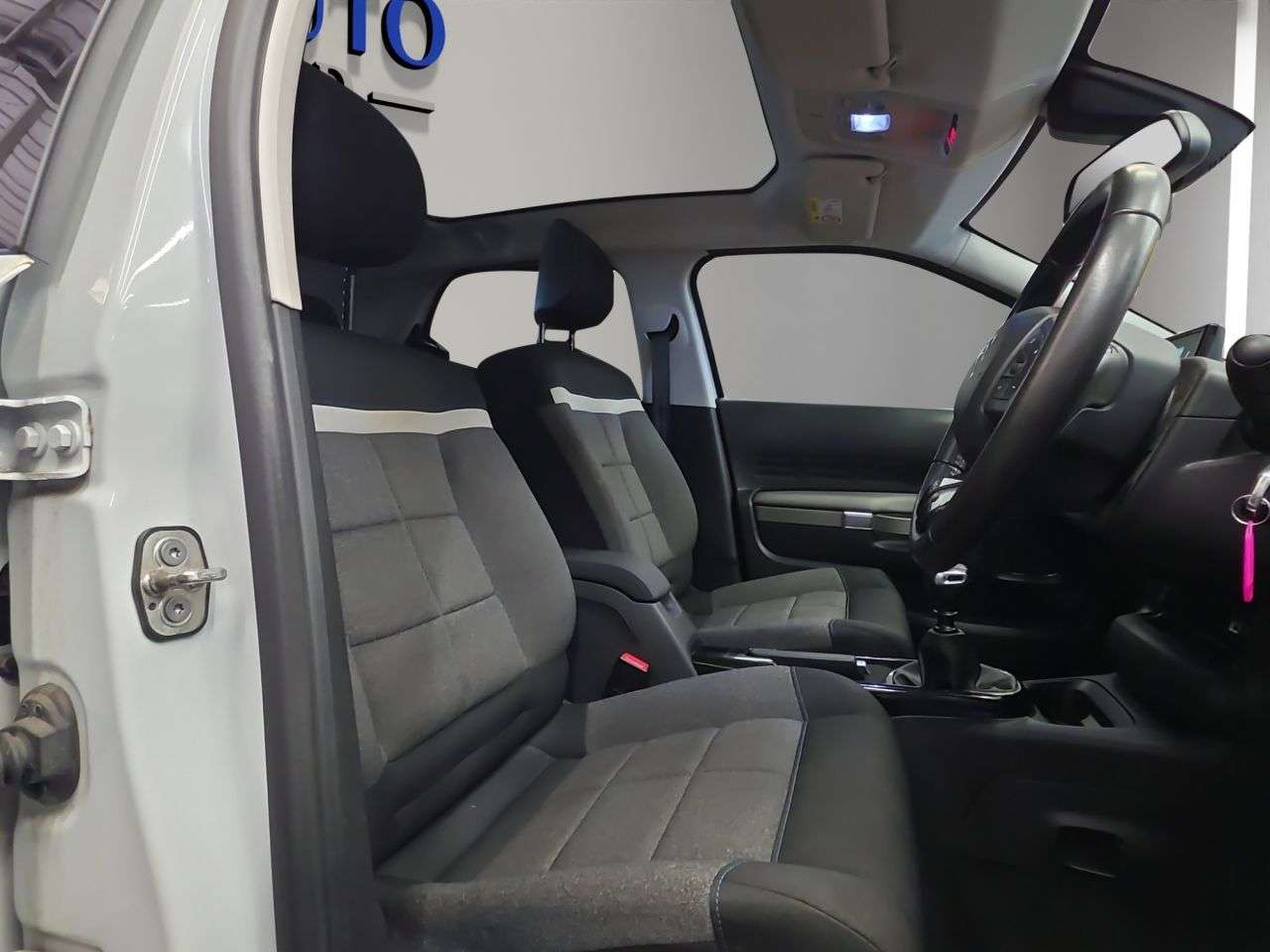 2020 CITROEN C4 CACTUS 2020 CITROEN C4 CACTUS