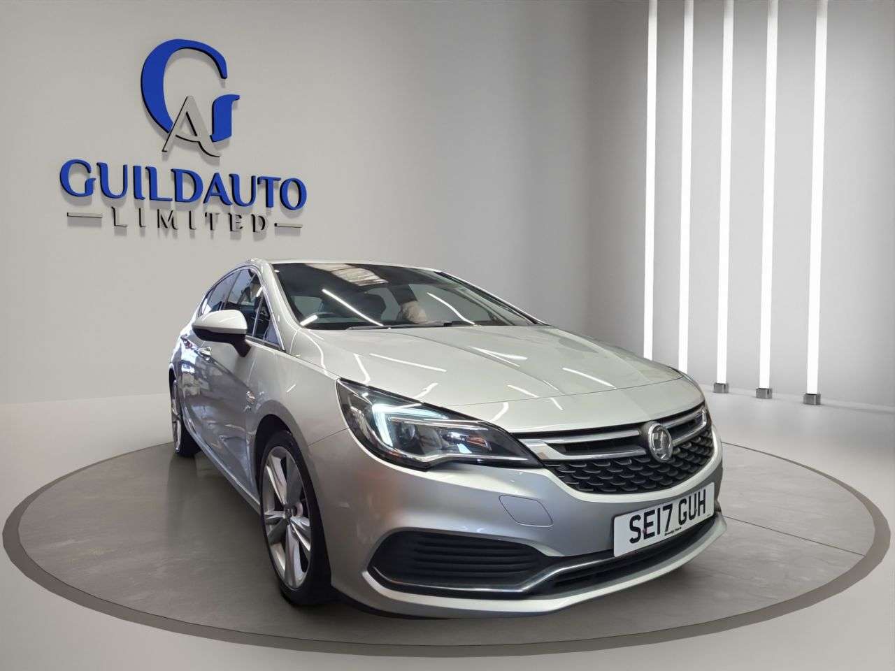 A 2017 VAUXHALL ASTRA 1.6 CDTi ecoTEC BlueInjection SRi VX Line Nav Hatchback 5dr Diesel Manual E A 2017 VAUXHALL ASTRA 1.6 CDTi ecoTEC BlueInjection SRi VX Line Nav Hatchback 5dr Diesel Manual E