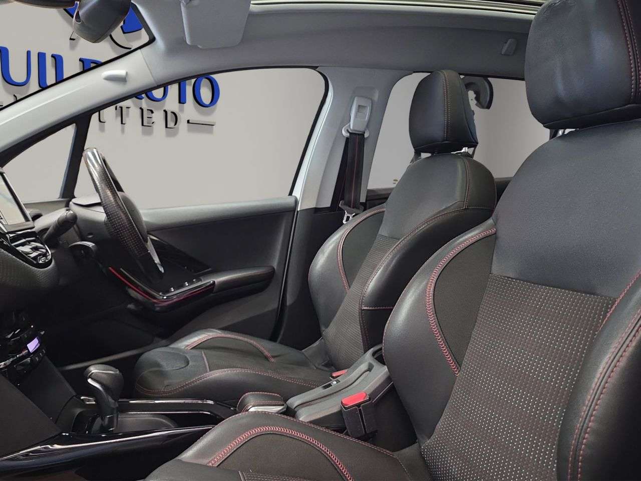 2017 PEUGEOT 2008 2017 PEUGEOT 2008