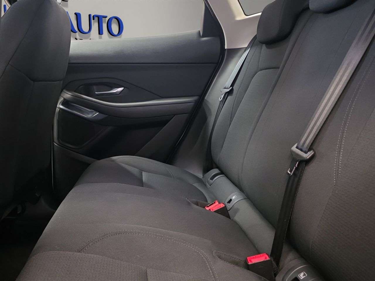 2018 JAGUAR E-PACE 2018 JAGUAR E-PACE