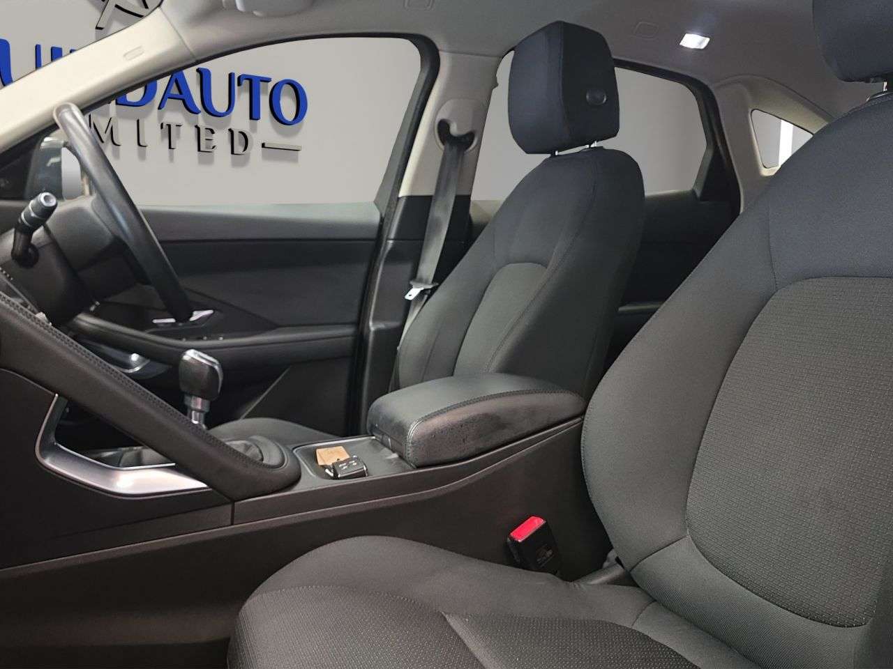 2018 JAGUAR E-PACE 2018 JAGUAR E-PACE