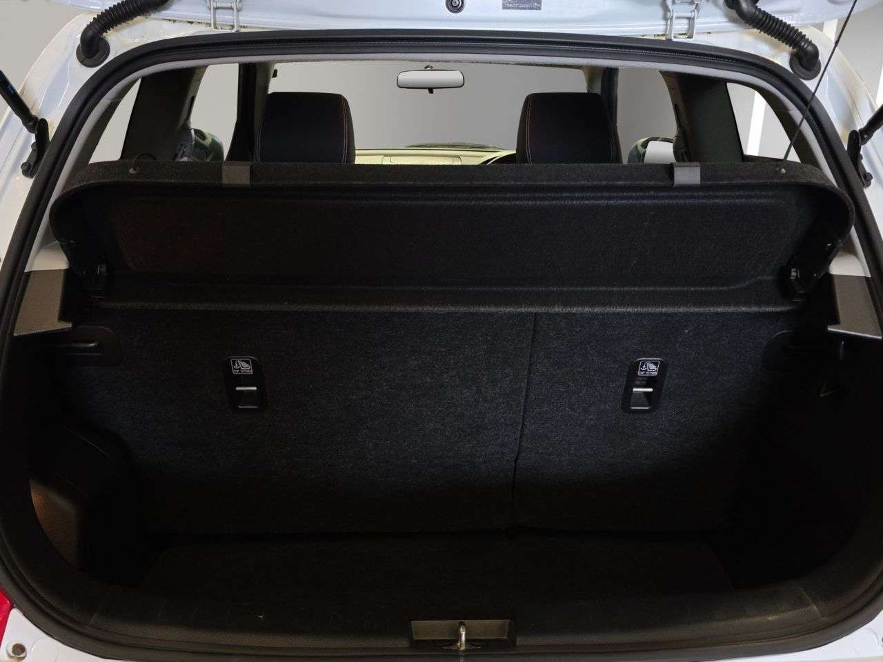 2017 SUZUKI SWIFT 2017 SUZUKI SWIFT