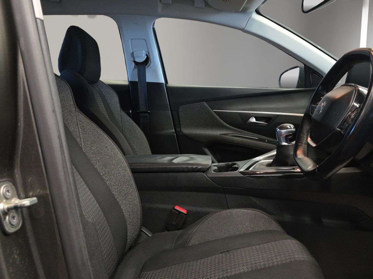 2018 PEUGEOT 3008 2018 PEUGEOT 3008