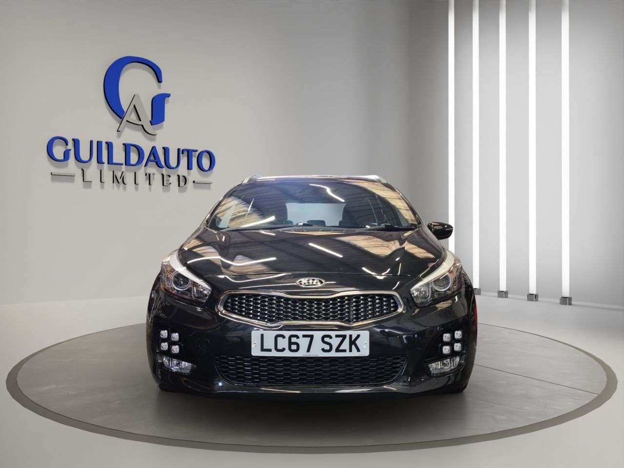A 2018 KIA CEED 1.6 CRDi GT-Line Sportswagon 5dr Diesel Manual Euro 6 (s/s) (134 bhp) A 2018 KIA CEED 1.6 CRDi GT-Line Sportswagon 5dr Diesel Manual Euro 6 (s/s) (134 bhp)