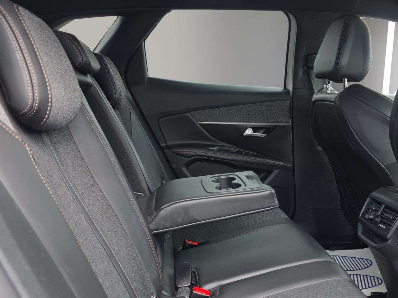 2018 PEUGEOT 3008 2018 PEUGEOT 3008