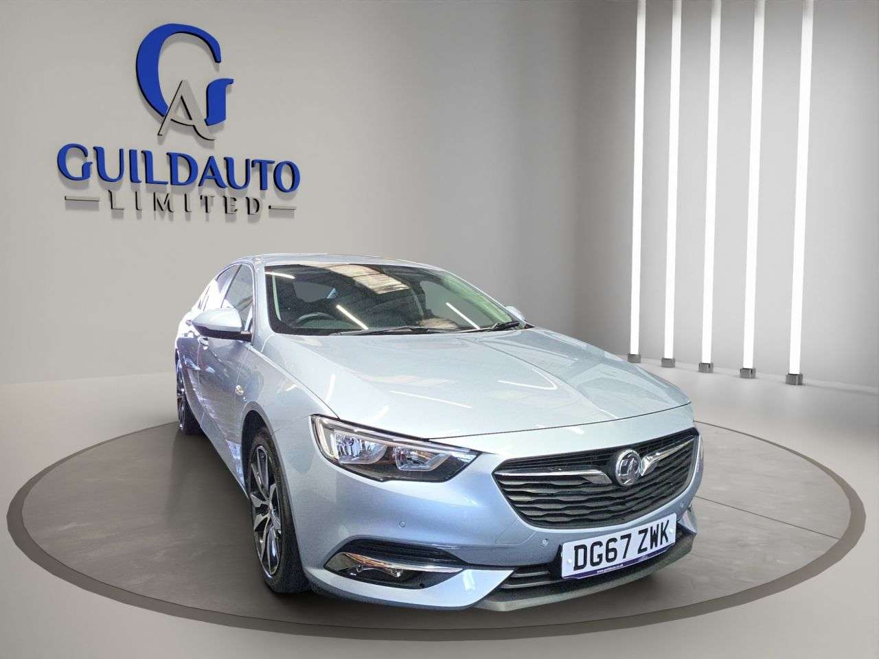 A 2017 VAUXHALL INSIGNIA 1.5i Turbo Design Nav Grand Sport 5dr Petrol Manual Euro 6 (s/s) (165 ps) A 2017 VAUXHALL INSIGNIA 1.5i Turbo Design Nav Grand Sport 5dr Petrol Manual Euro 6 (s/s) (165 ps)