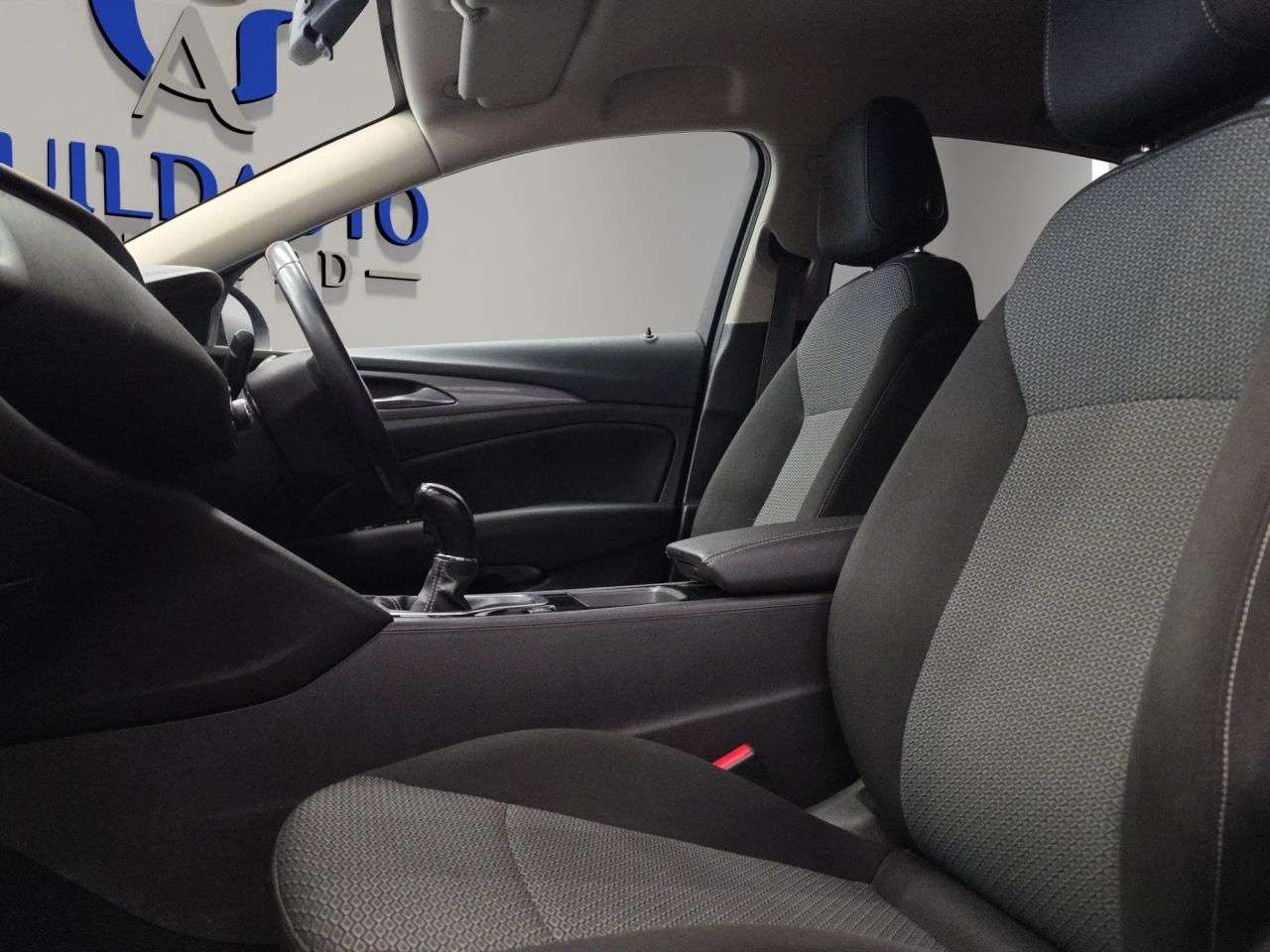 2017 VAUXHALL INSIGNIA 2017 VAUXHALL INSIGNIA